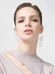 軽やかに目覚める 私の潜在美 メイク直し 美 メイク