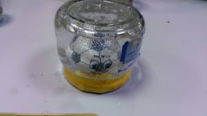 2 ya da 2,5 litrelik şişeleri kullanarak oturacak ya da ayağınızı uzatacak mükemmel bir puf yapabilirsiniz. Tuzla Belediyesi On Twitter Tuzla Belediyesi Bilgi Evleri Ogrencileri Geri Donusum Malzemelerinden Sus Esyalari Yapti Https T Co Tytxo969hl