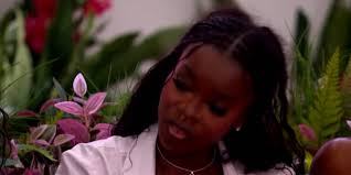 Vanna said the only friendly girls were Huda and Amaya and the least  friendly was chelley. I'll let yall sit