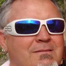 Dave Posthumus's Instagram, Twitter & Facebook