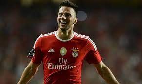 Ο ανδρέας σάμαρης βρίσκεται με το ένα πόδι στην έξοδο της μπενφίκα, με την ομάδα της λισαβόνας να κάνει προσπάθειες για να τον πουλήσει. Samarhs Menei Sthn Mpenfika Pic Fosonline