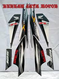 Ente liat dong motor balap nikung kecepatan berapa? Striping Sticker Lis Body Motor Honda Supra X 125 Tahun 2012 2013 Hitam Full Lazada Indonesia