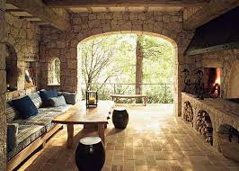 Una de las características que enriquecen las fachadas de casas rústicas es que se pueden utilizar materiales muy variados para su construcción. Estilo Rustico Casa Rustica De Piedra Casas Rusticas Casas Modelos De Casas Rusticas