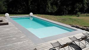 Sherry Lounge Beach, piscine coque avec grande plage immergée