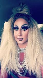 Brianna Summers's Instagram, Twitter & Facebook