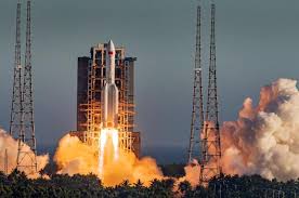 .liangjiang star roketinin fırlatılması, resmi olmayan bir çin roketinin yörüngeye başarılı bir şekilde ilk kez şirketin başkanı ma chao, roket, onespace tarafından geliştirilen katı yakıt motoru ile. Fyguvlbjqwgem