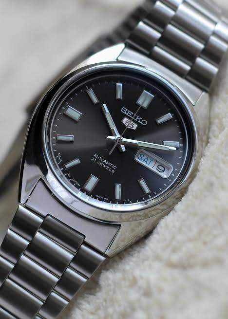 Seiko5 B