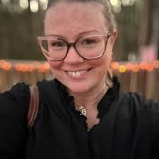 Who makes a great birthday cake?