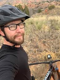 MERRY CHRISTMAS EVERYBODY!!! I hope everyone is enjoying time with family  and loved ones. The rest of my outdoor gear stuff came yesterday along with  the controller and rechargeable batteries I just