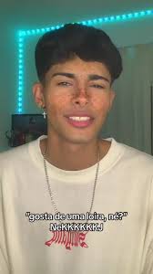 Frases Indiretas Para Loirinha