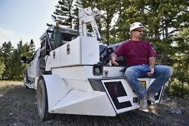 The montana trail was a wagon road that served gold rush towns such as bannack, virginia city and later helena, montana during the montana gold rush era of the 1860s and 1870s. Gold Rush Miner Dave Turin Filming New Show Near Helena Montana Untamed Helenair Com