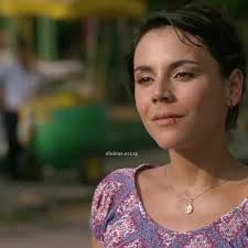no me funen,me refiero a que Catalina se burlo de Daniela y a ella la  operaron dndksksk 😸 #catalinamarin #elfinaldelparaiso  #sinsenossihayparaisoo #fyp #narcoseries #apoyo #parati #ssshp #teamdiablas  ...