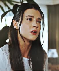 the trauma she went through…💔 #buçebusekahraman #yalıçapkını #pelinyılmaz  #recomendation #foryoupage #fyp #begümhatun #kurulusosman #afrasaraçoğlu  #mertramazandemir @Buçe Buse Kahraman