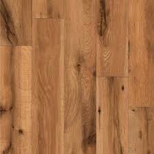 Allen Roth 4 96 In W X 4 23 Ft L Lodge Oak Handscraped Wood Plank Laminate Flooring D3445 Oak Laminate Flooring Laminate Flooring