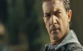 Morgan freeman, antonio banderas, radha mitchell and others. The Code Vertraue Keinem Dieb Jetzt Aufnehmen