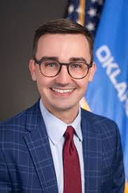 Joey Schell's Instagram, Twitter & Facebook