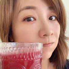 超好笑平常罵國軍米蟲沒做事啊這時候又知道國軍每年都出現了賣不出去的水果要國軍消化蛋價太高的時候國軍送出去