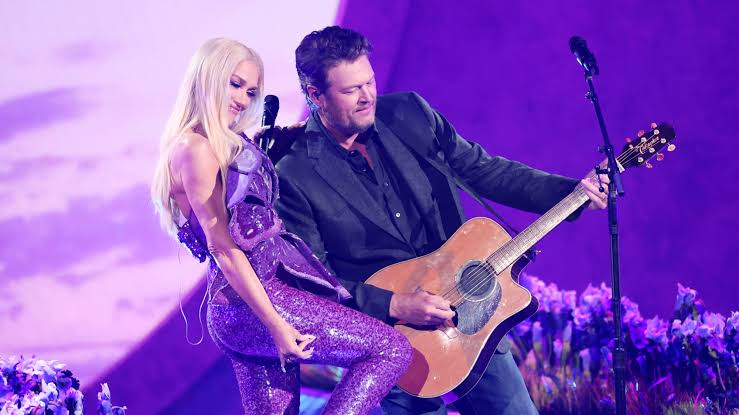 Gwen Stefani Crashes Blake Shelton's Festival Set for Surprise Husband-and-Wife  Duets - American Songwriter