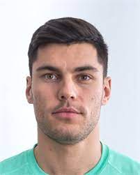 Sándor tótka successfully won hungary's first gold medal in men's kayak single 200 meters on thursday, while kolos csizmadia finished just short of the podium, in fourth. Qyz Pzpo2ju02m
