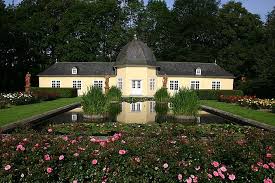 Sie können sie an unter tel. Schloss Berleburg Castlewelt