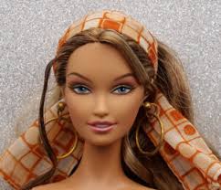 Barbie Collection Face Lara