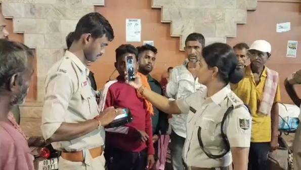 Smart Policing with Technology at Jagannath Temple Puri , Facial  Recognition & Fingerprint Verification used by Puri Police to identify and  trace suspicious persons, strengthen surveillance, and ...