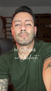 Ni sumisa, ni obediente.