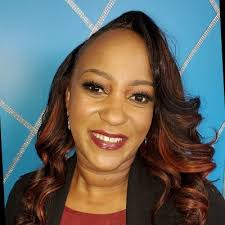 Roxo™, the FedEx SameDay Bot®, rolled into downtown Memphis for the grand  opening of the FedEx Logistics Headquarters this week.