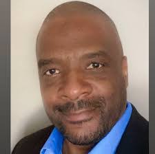 Kim Pyles's Instagram, Twitter & Facebook