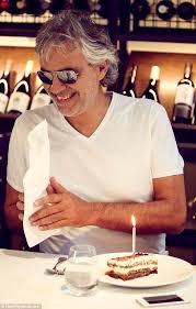 Andrea bocelli sarà parte della line up che si esibirà questa sera all'arena di verona per power hits estate. Andrea Bocelli Celebrates His 56th Birthday In Melbourne With Family Andrea Celebrities 56th Birthday