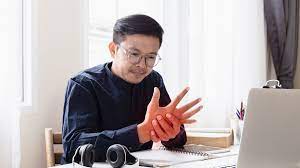 Tangan kebas pertanda sakit apa. 6 Penyebab Kesemutan Dan Kebas Yang Tak Boleh Disepelekan