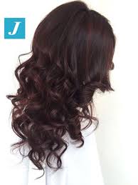 Consigli e precauzioni d'uso rivelati dagli esperti intervistati da elle a … Capelli Castano Scuro E Castano Chiaro Ricchi Di Sfumature