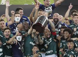 O palmeiras é campeão da libertadores da américa pela segunda vez em sua história. Mais Um Brasileiro Relembre Os Ultimos Campeoes Da Libertadores Fotos R7 Futebol