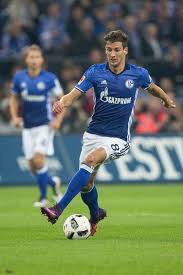 Goretzka, a reported target for bayern munich, juventus and barcelona, has featured twice for domenico tedesco's side after recovering. Pin On Football Is Religion