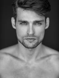 Malachi Thomas Male Model Profile