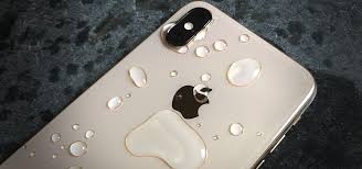 Place your iphone in an open, ventilated, dry space. All The Ways To Get Water Out Of Your Iphone S Speaker Ios Iphone Gadget Hacks