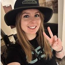 Lindsey Beyer's Instagram, Twitter & Facebook