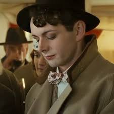 Percival Weasley (@PercyIgnatius_)