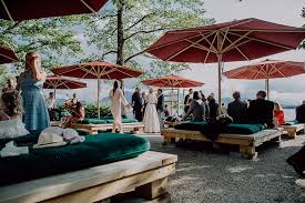 Galerie Mit Hochzeitsideen Hochzeit Hochzeitslocation Fruhlingshochzeiten