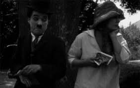 Here are some simple things that you can do to make a great comedy scene. Funny Gifs Charlie Chaplin Gif Vsgif Com