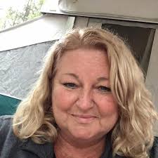 Which area is best for tent camping at Elora Gorge Conservation area and  can you walk to the quarry?