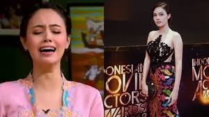 Gantikan Neng Maya Di Ini Talkshow Ini Fakta Unik Seputar Anggika Bolsterli Tribunnews Com Mobile