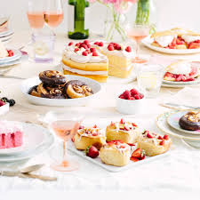 We loved her signature holiday dishes, so here are even more of her favorites, from saucy meatballs to some scandalous brownies. A Sweet Idea For A Wedding Cake Alternative Kitchn