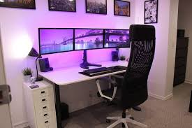 Black And White Bedroom Setup Black White Bedroom Station Game Room Design Game Room Gaming Desk