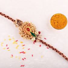 Rakhi is one of the famous festivals of the hindu, which depicts the eternal love bond between brothers and sisters of all ages. Buy Threadwork Rakhi Online At Best Price In India Archiesonline Com