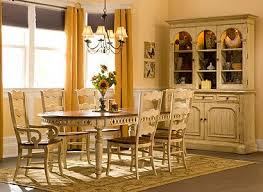 Summer Glen Casual Dining Collection Design Tips Ideas Raymour And Flanigan Furniture Classic Dining Room Dining Room Wall Color Dining