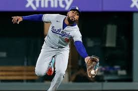 Teoscar Hernandez Injury Update