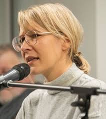 Wuppertaler Kultur: Lena Vogt macht den Roman der „kleinen Leute“ lebendig