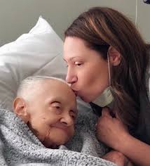 Mae Saunders Obituary and Online Memorial (2023)