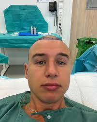 Over the last 10 years, I've been really struggling with my hair thinning.  Let me start with that is not sponsored. I've paid the full amount and I'm  sharing this for me